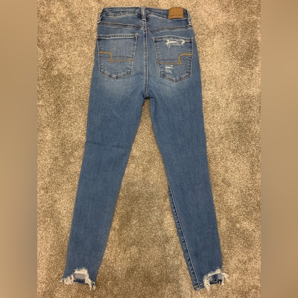 NWOT American Eagle Next Level Stretch High Waisted Distressed Skinny Jeans - Picture 2 of 5